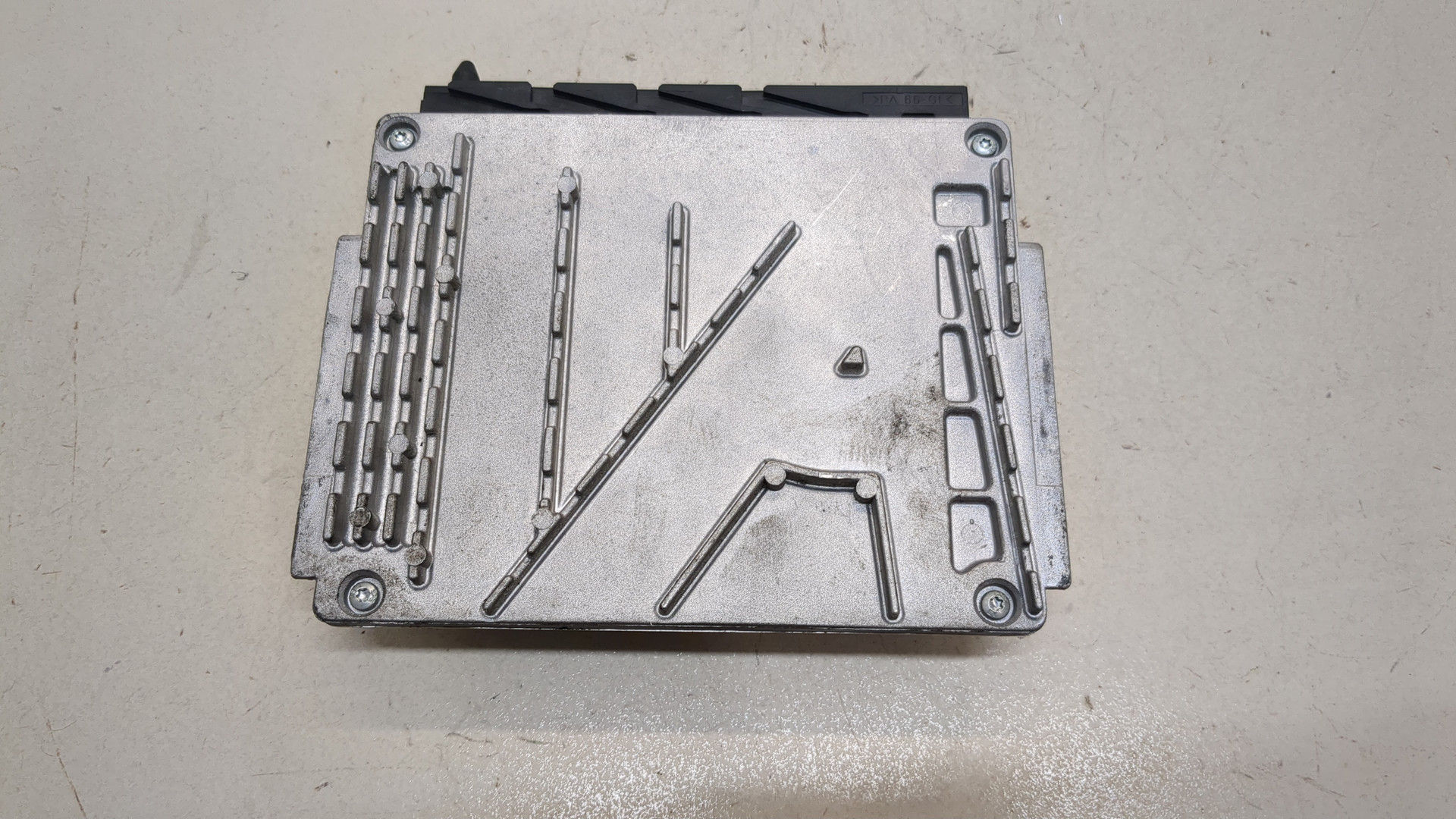 Блок управления двигателем