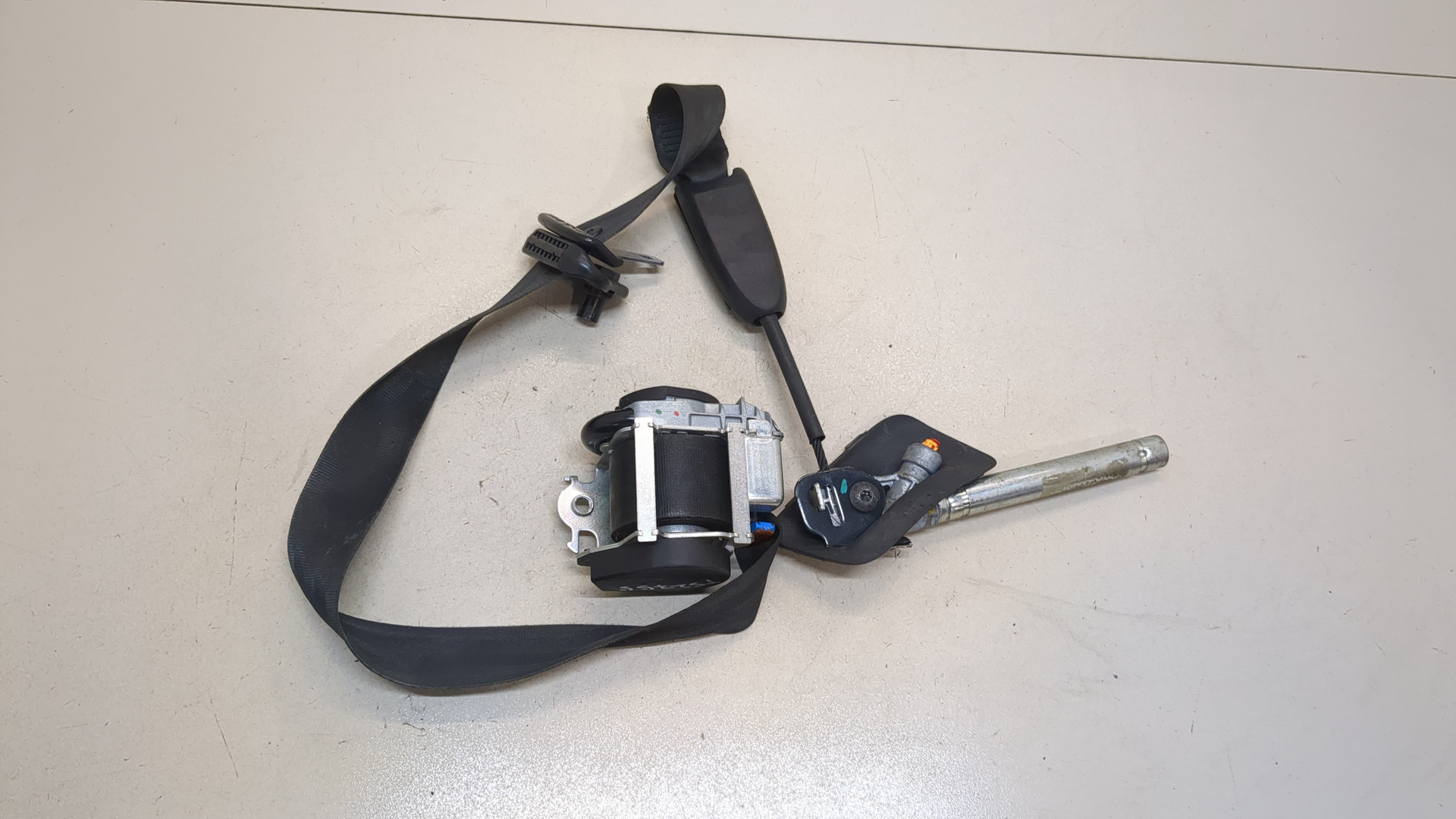 Ремень безопасности