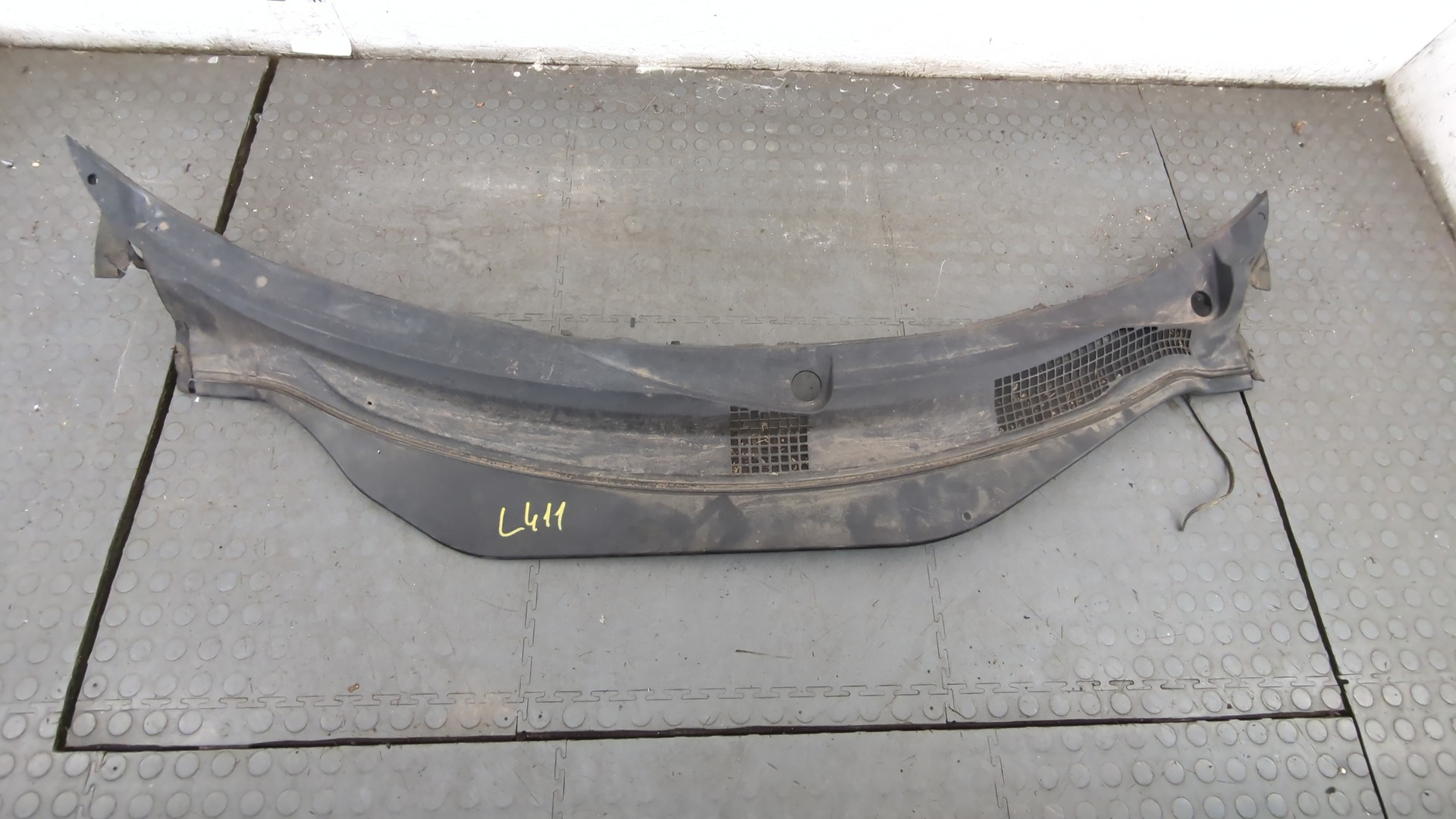 Решетка стеклоочистителей (Жабо)