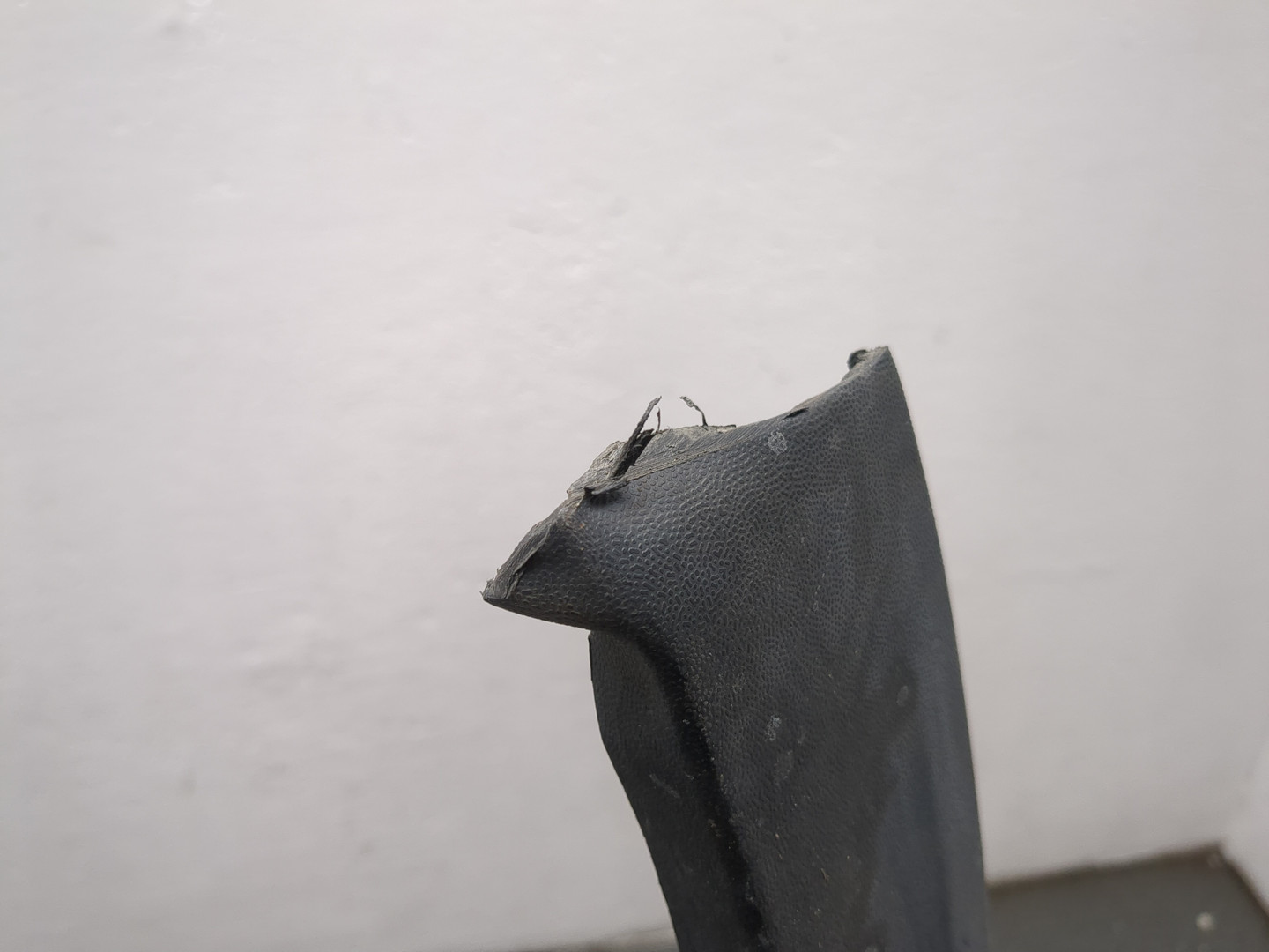 Молдинг заднего крыла правого