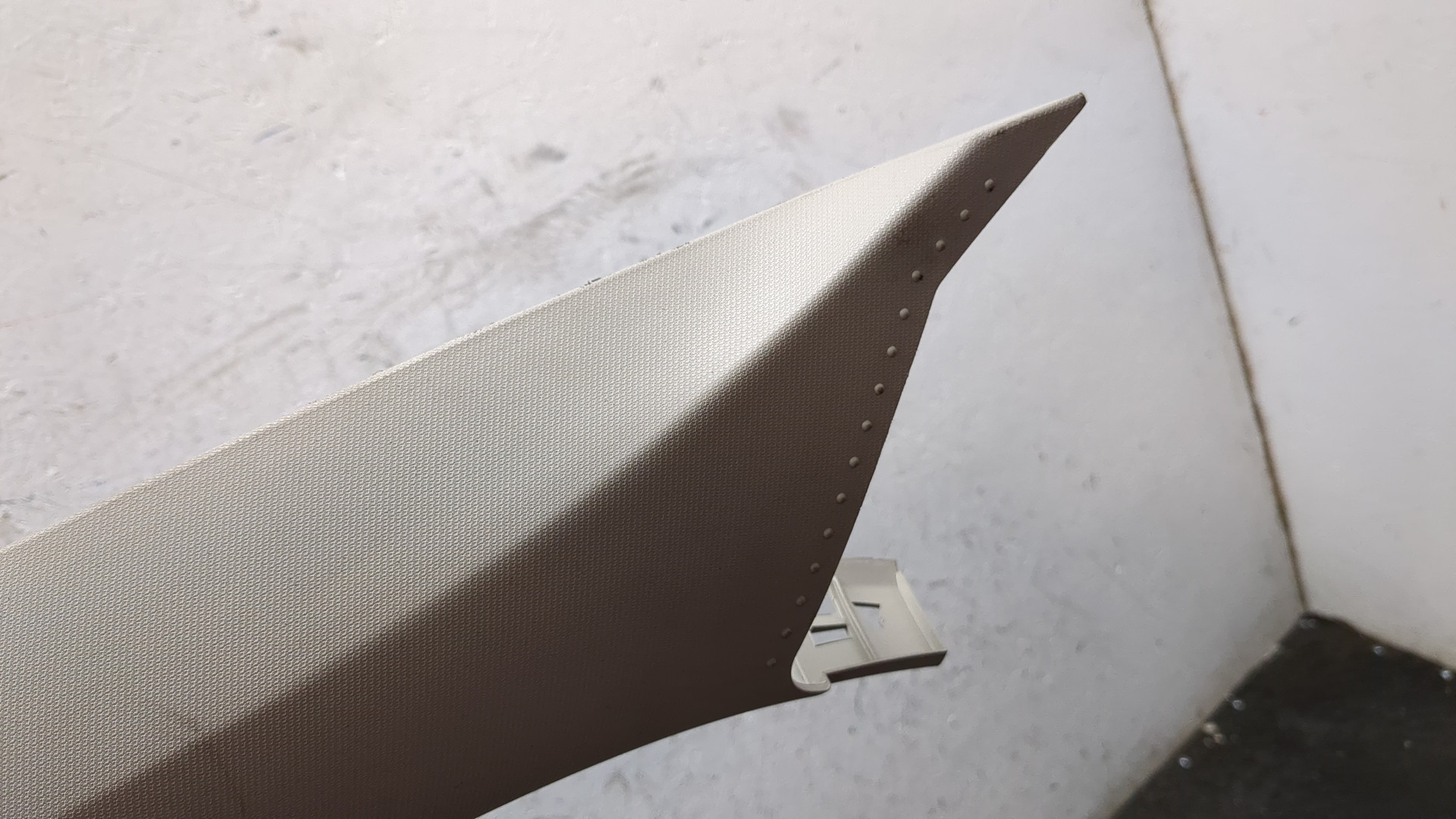 Обшивка стойки