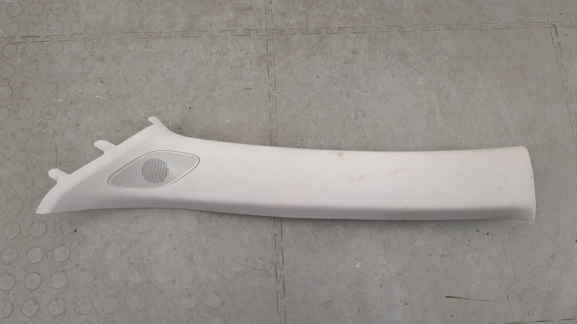 Обшивка стойки