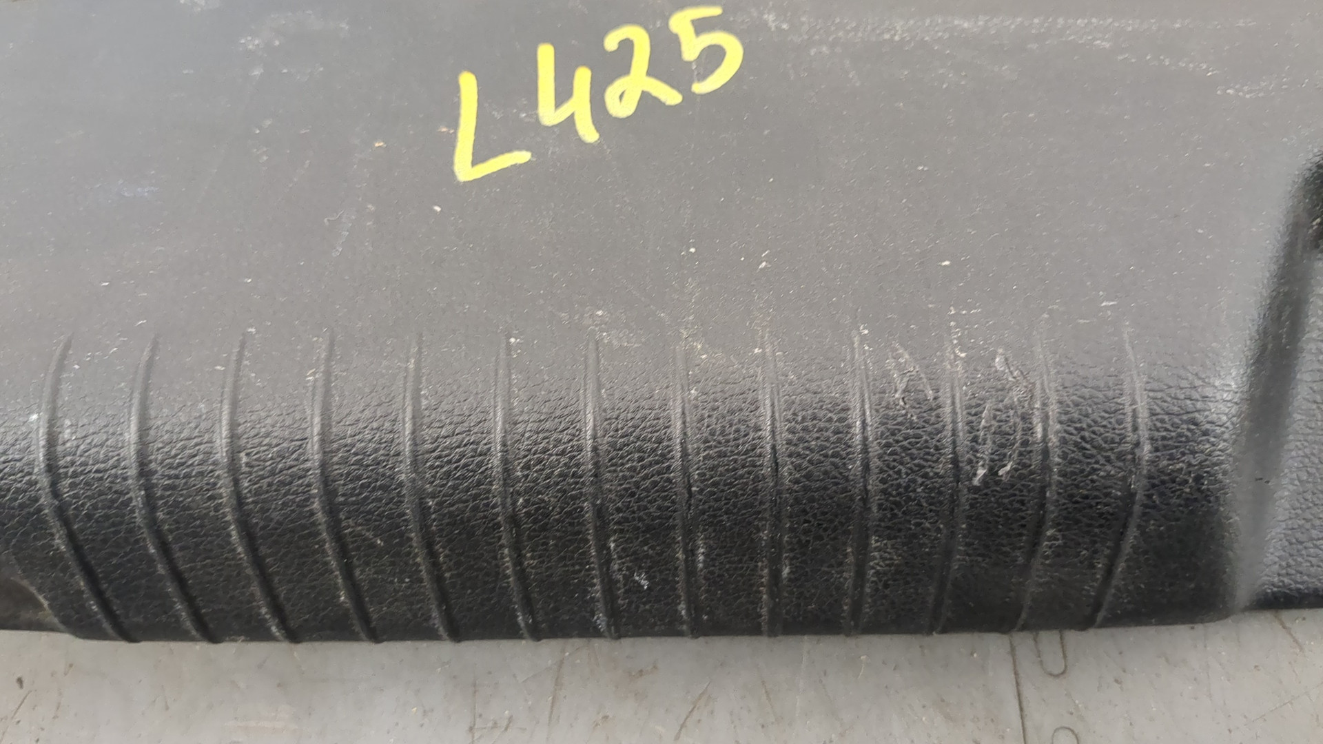 Обшивка багажника