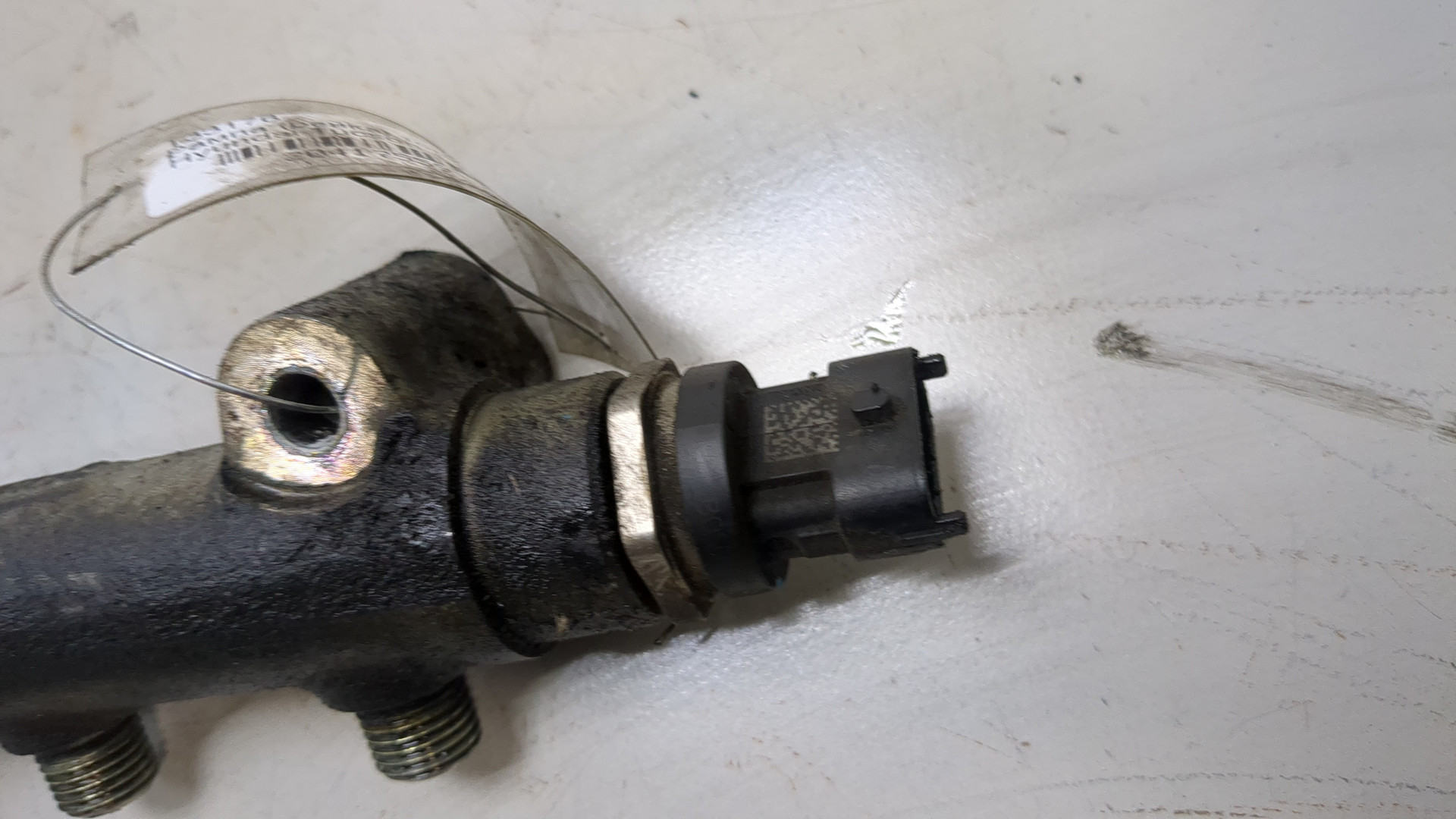 Рейка топливная (рампа)