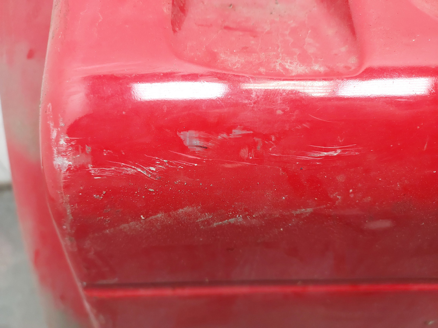 Крыло заднее левое