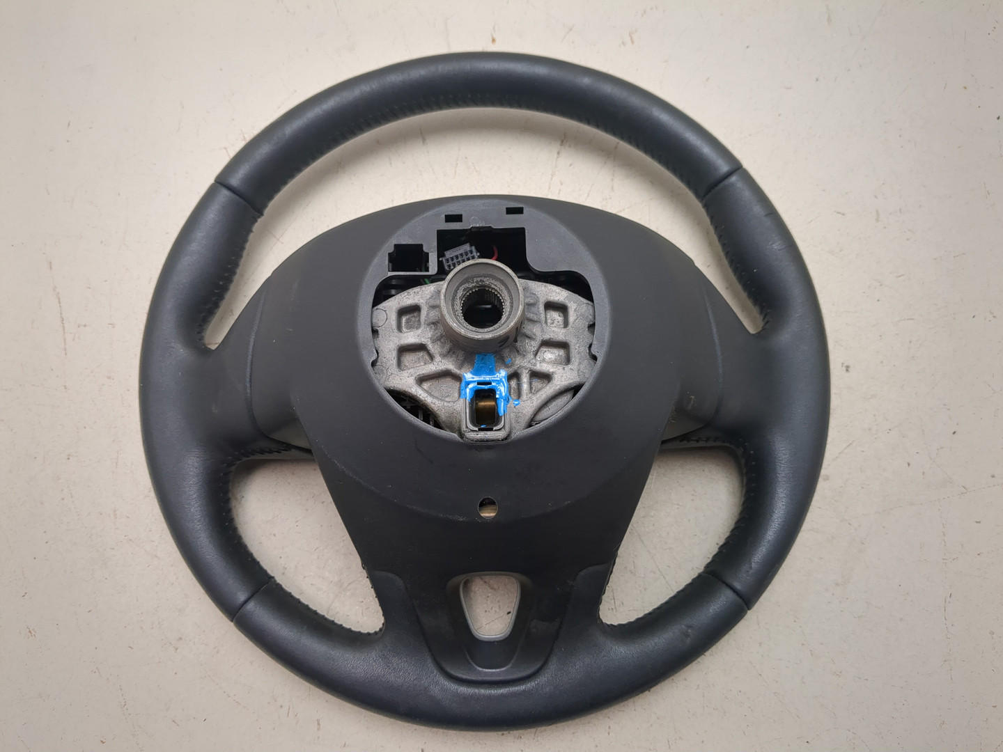 Рулевое колесо (руль)