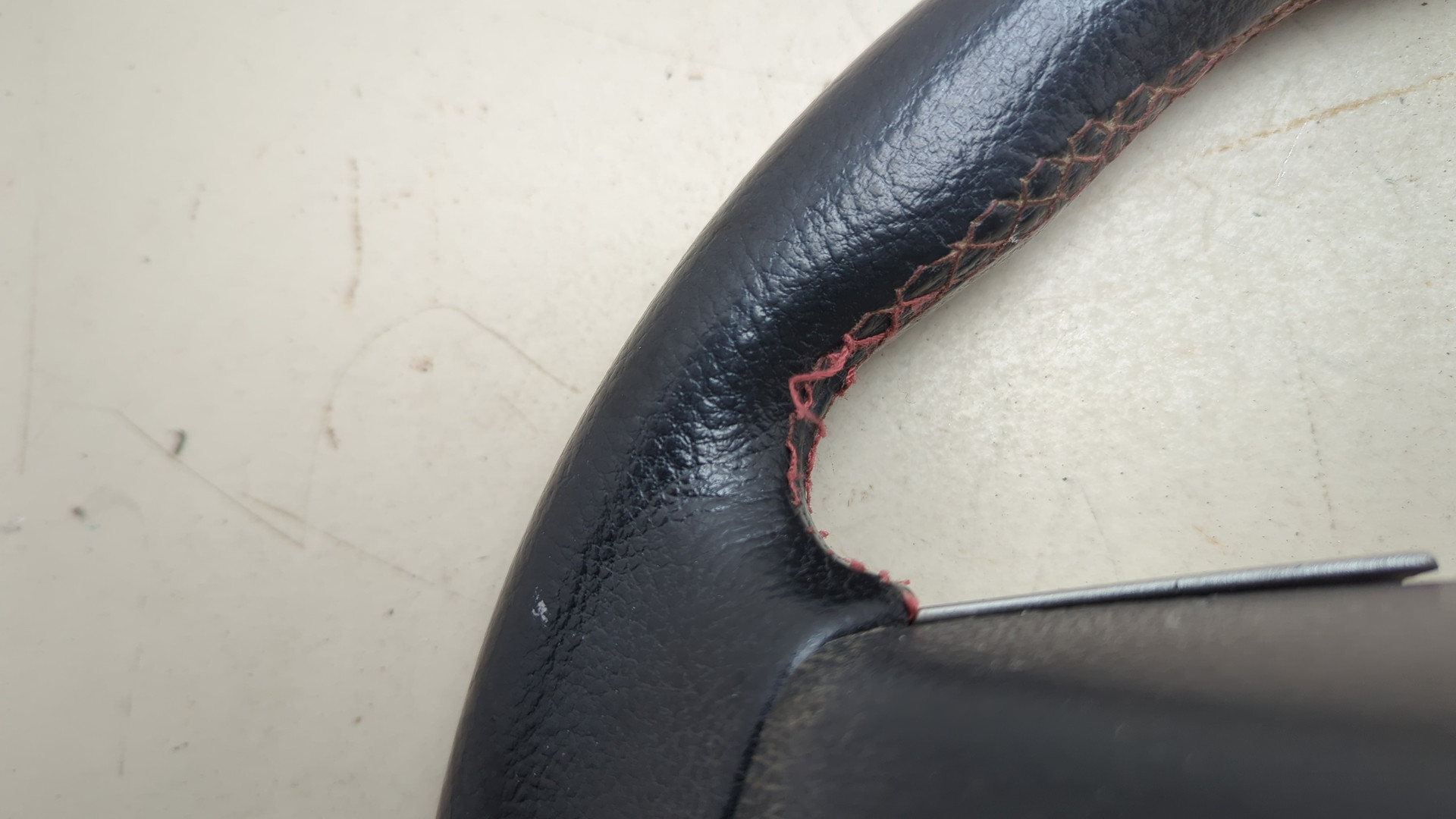 Рулевое колесо (руль)