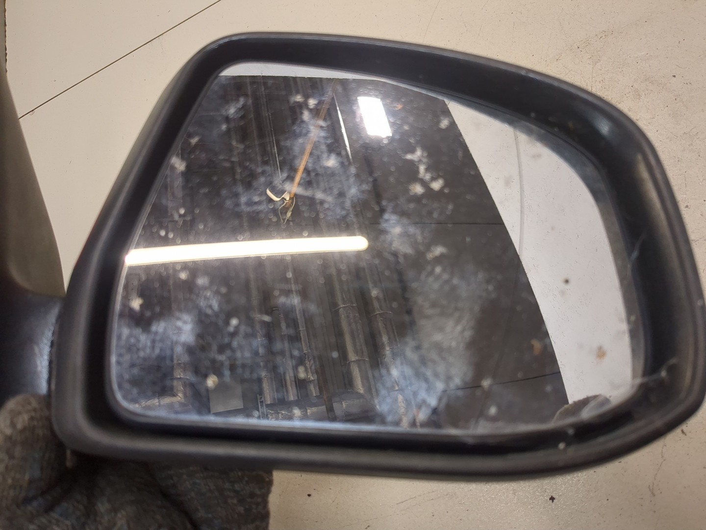 Зеркало правое электрическое