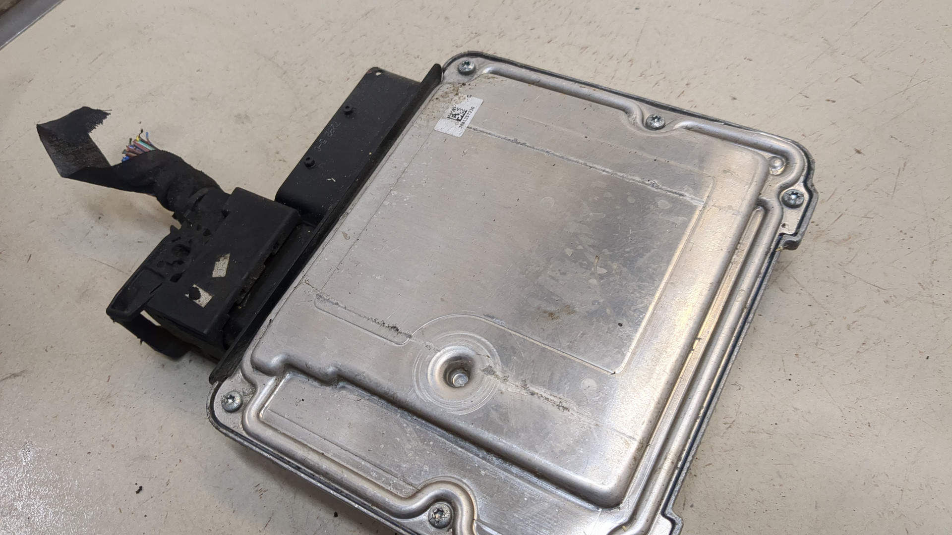 Блок управления двигателем