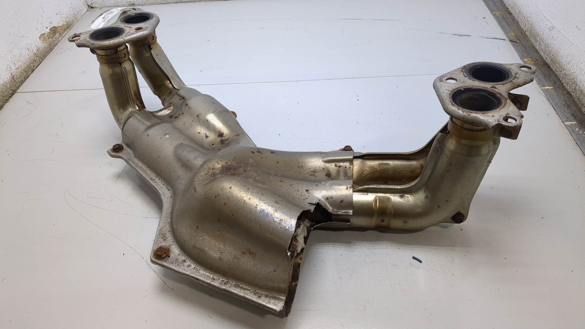 Коллектор выпускной