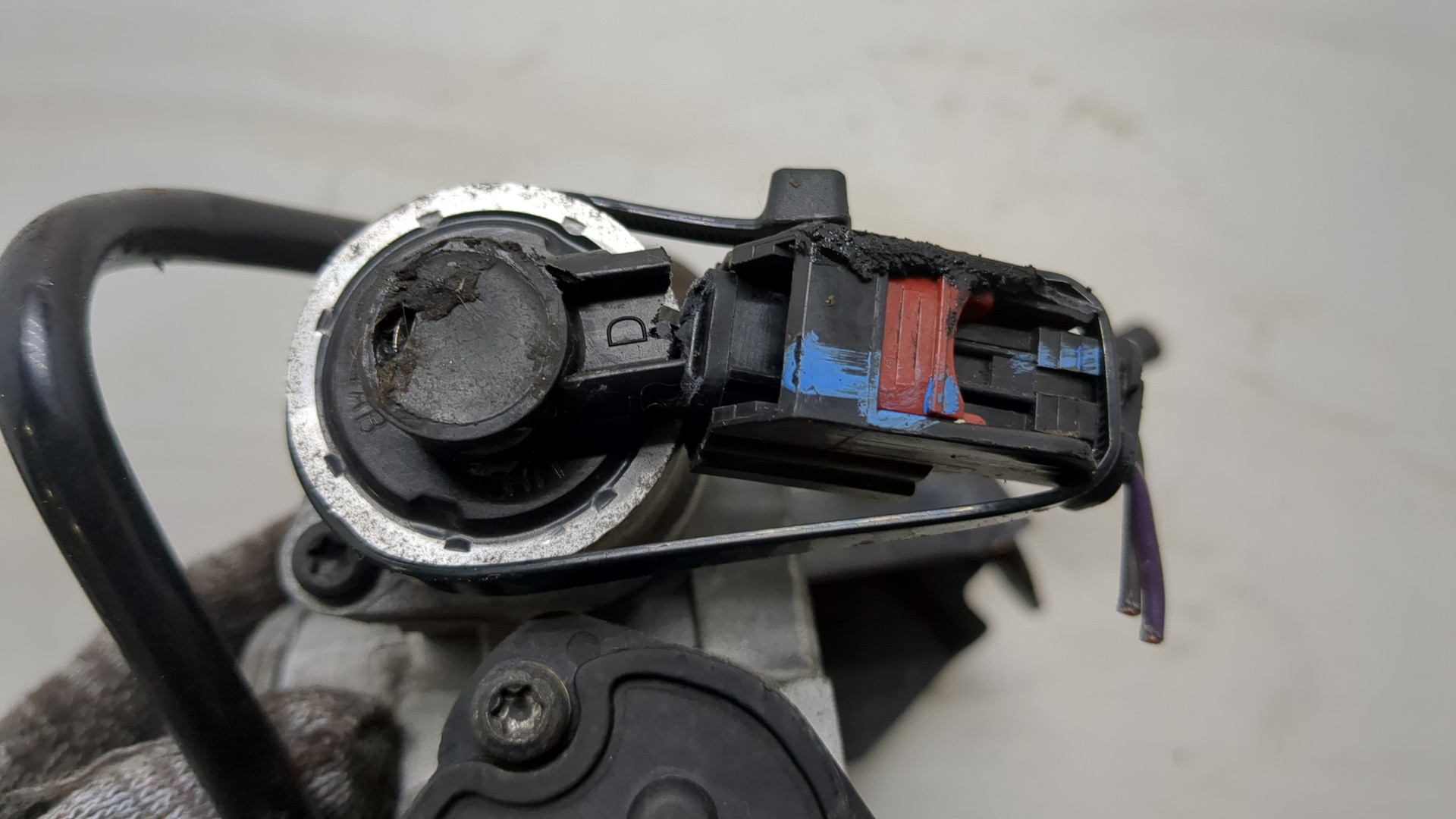 Заслонка дроссельная электрическая