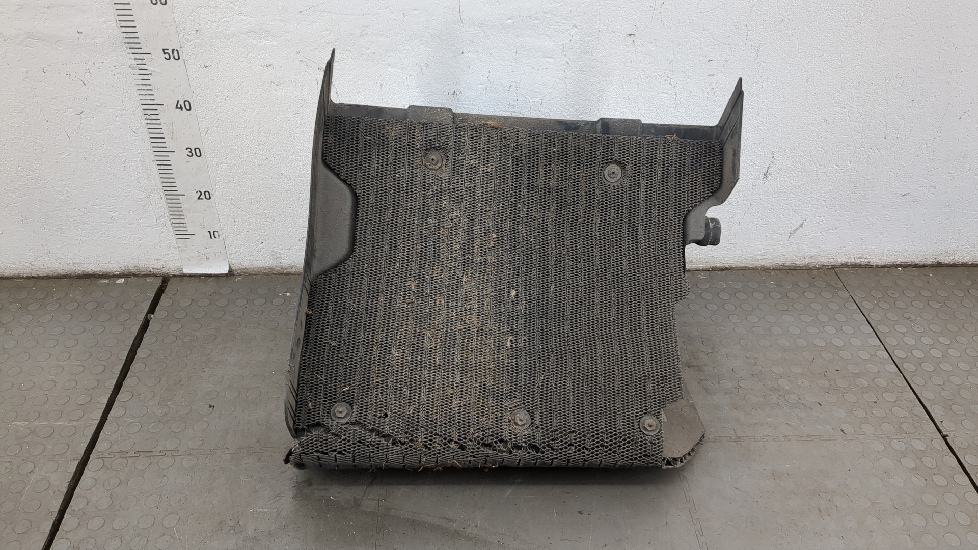 Крыло заднее правое