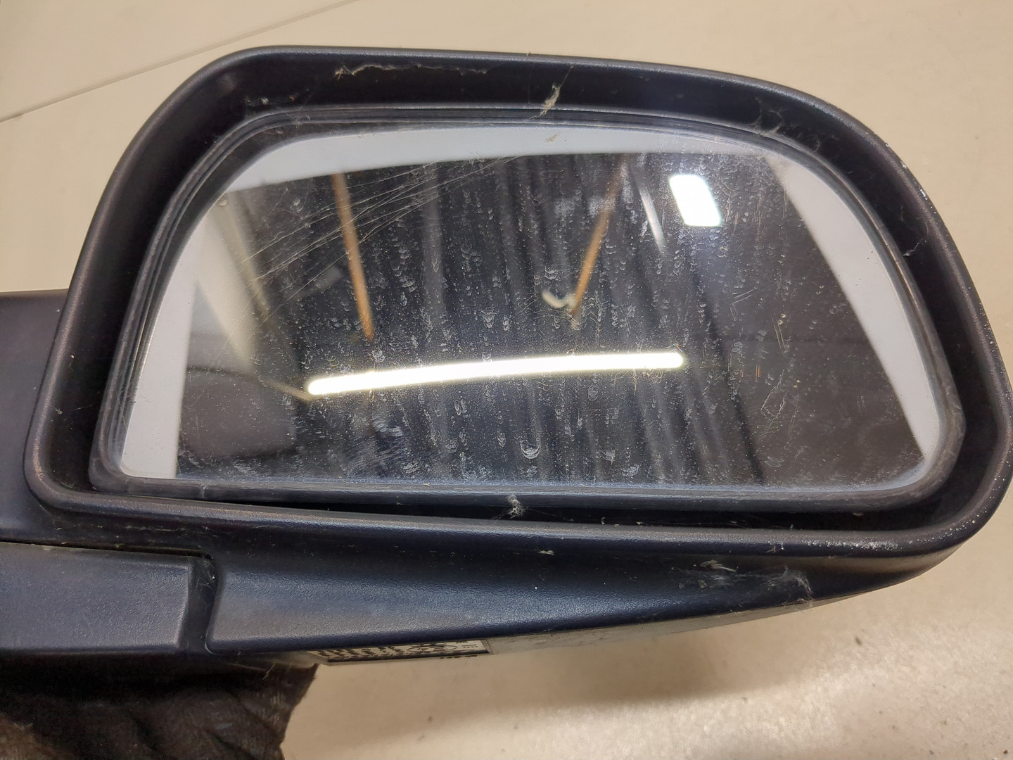 Зеркало правое электрическое