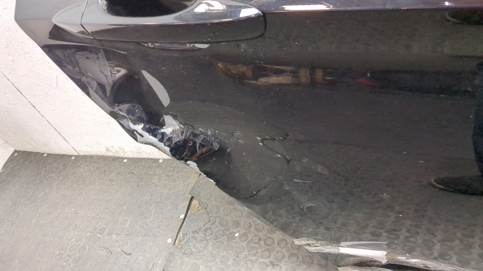 Дверь задняя правая