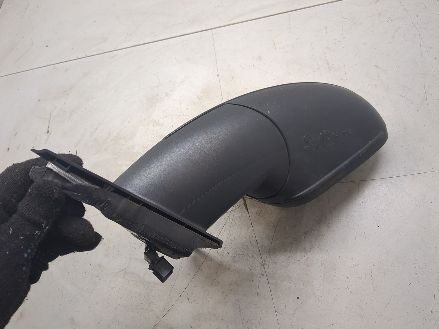 Зеркало левое электрическое