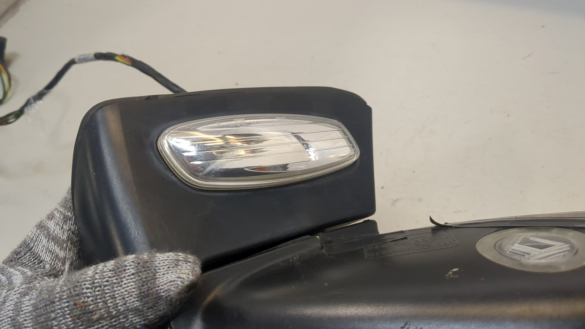 Зеркало правое электрическое