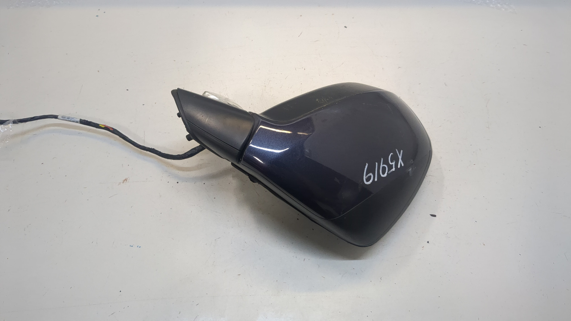 Зеркало правое электрическое