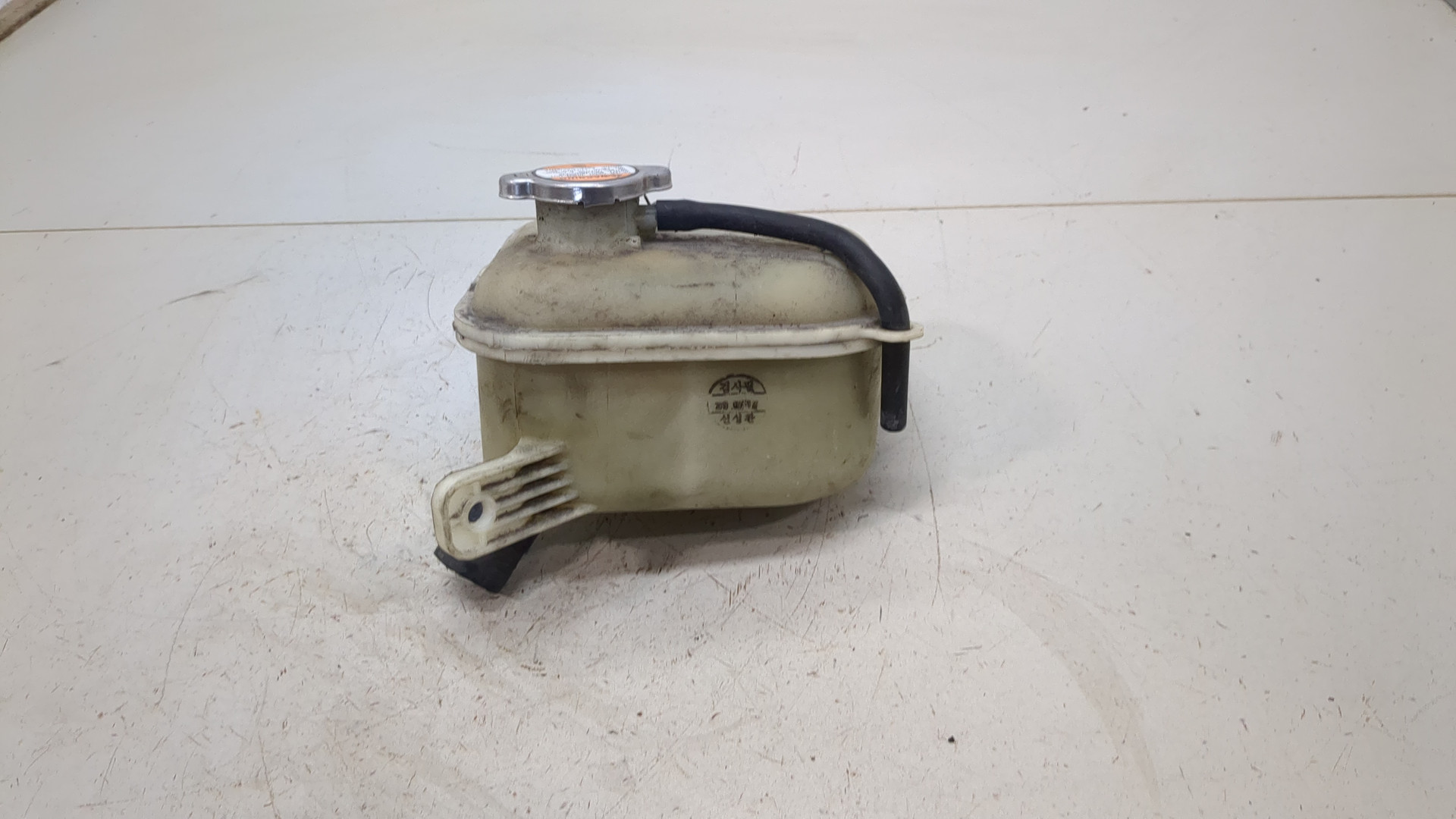 Бачок расширительный