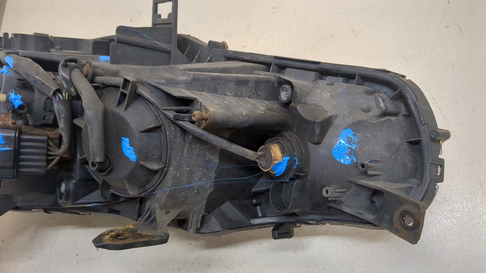 Фара правая