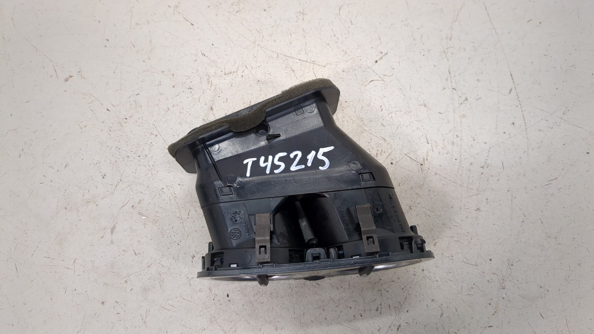 Дефлектор воздушный