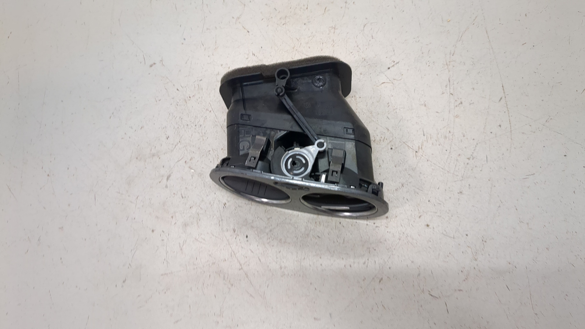 Дефлектор воздушный