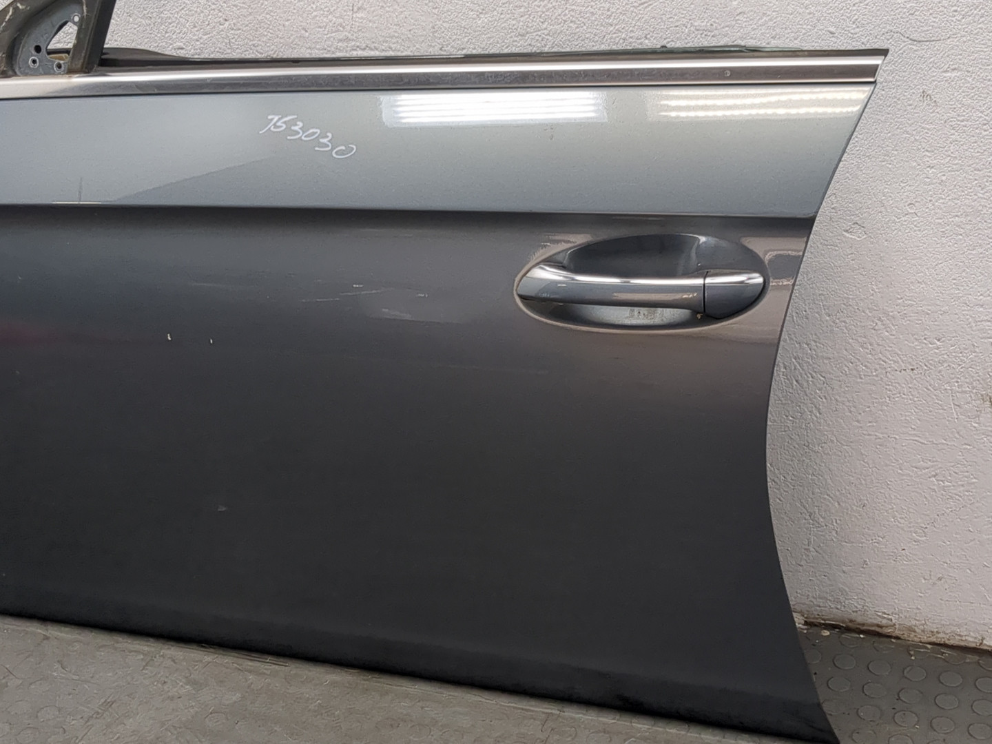 Дверь передняя левая