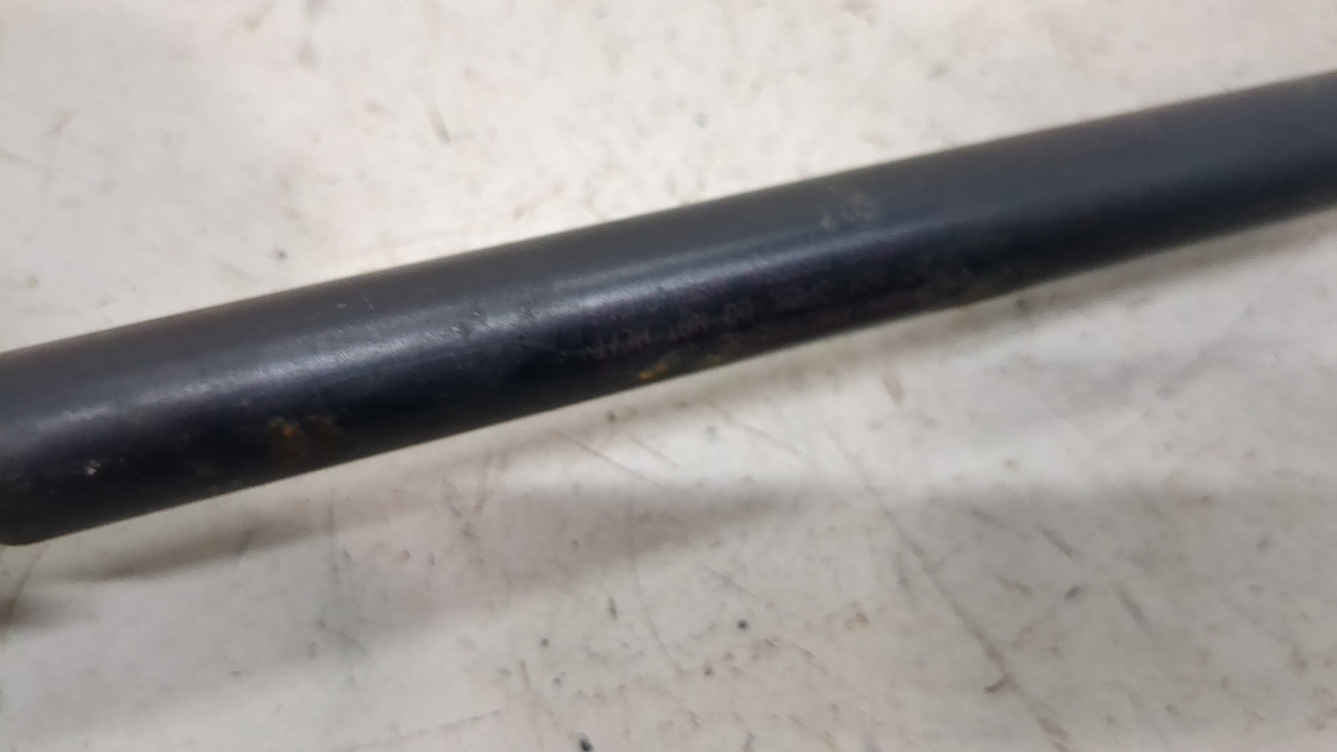 Амортизатор капота