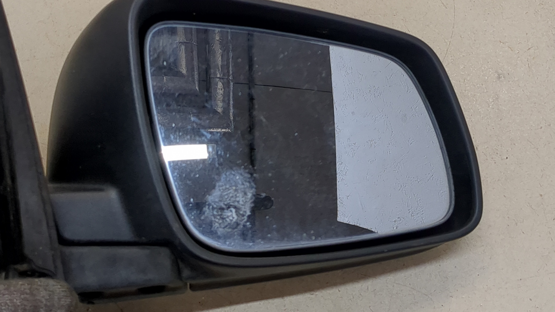 Зеркало правое электрическое