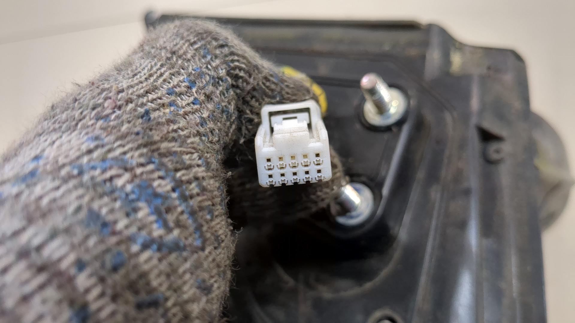 Зеркало правое электрическое