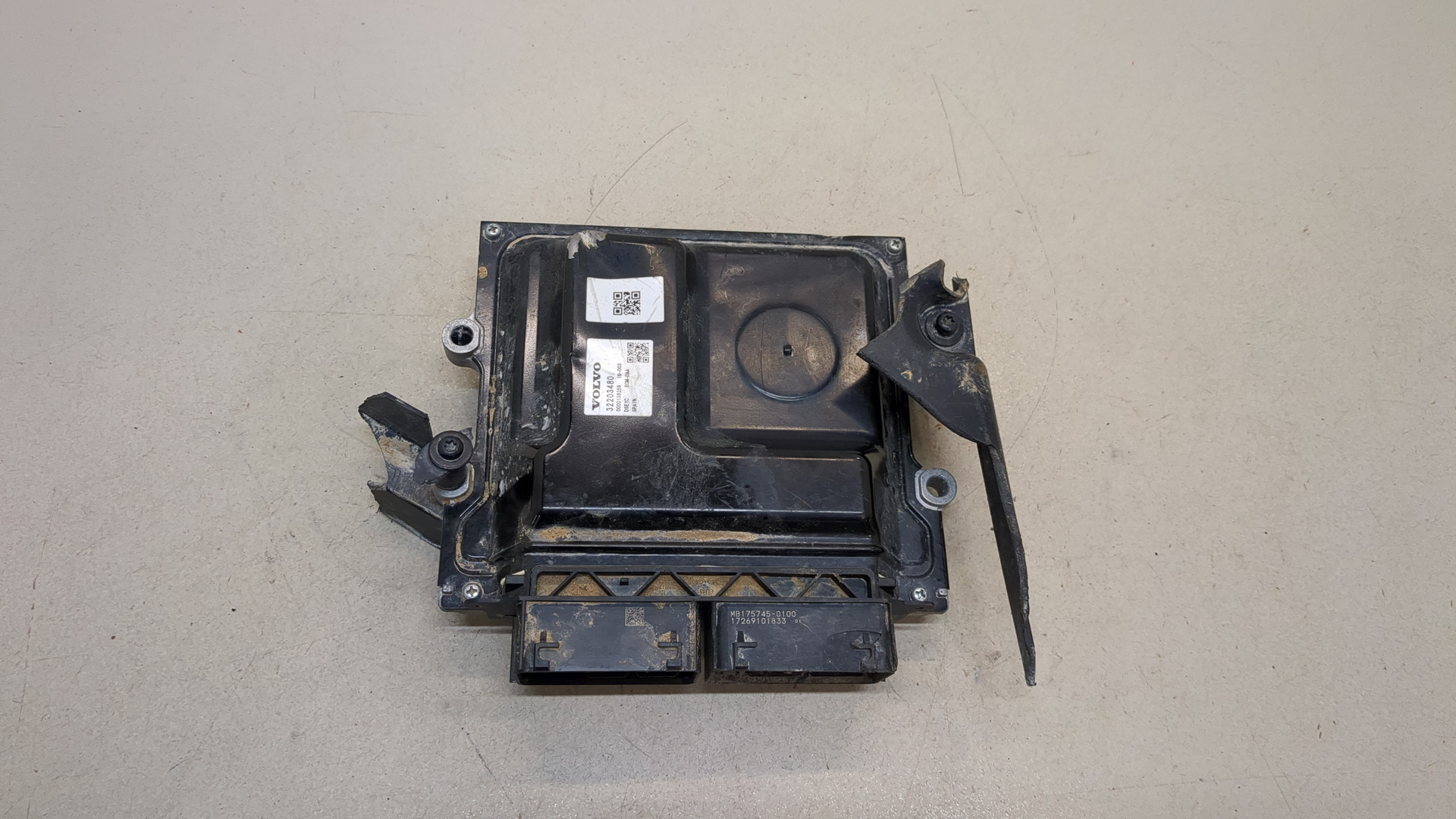 Блок управления двигателем