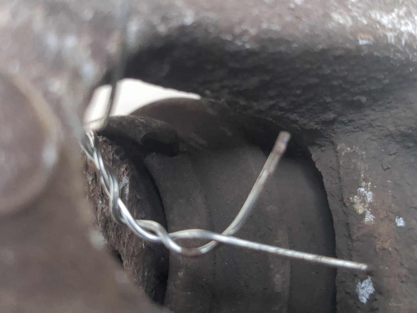 Суппорт задний правый