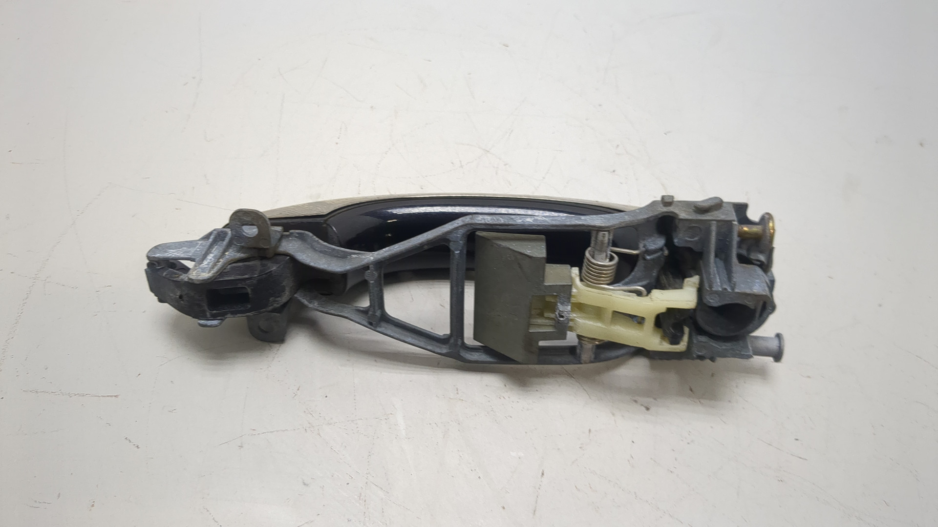 Ручка двери наружная