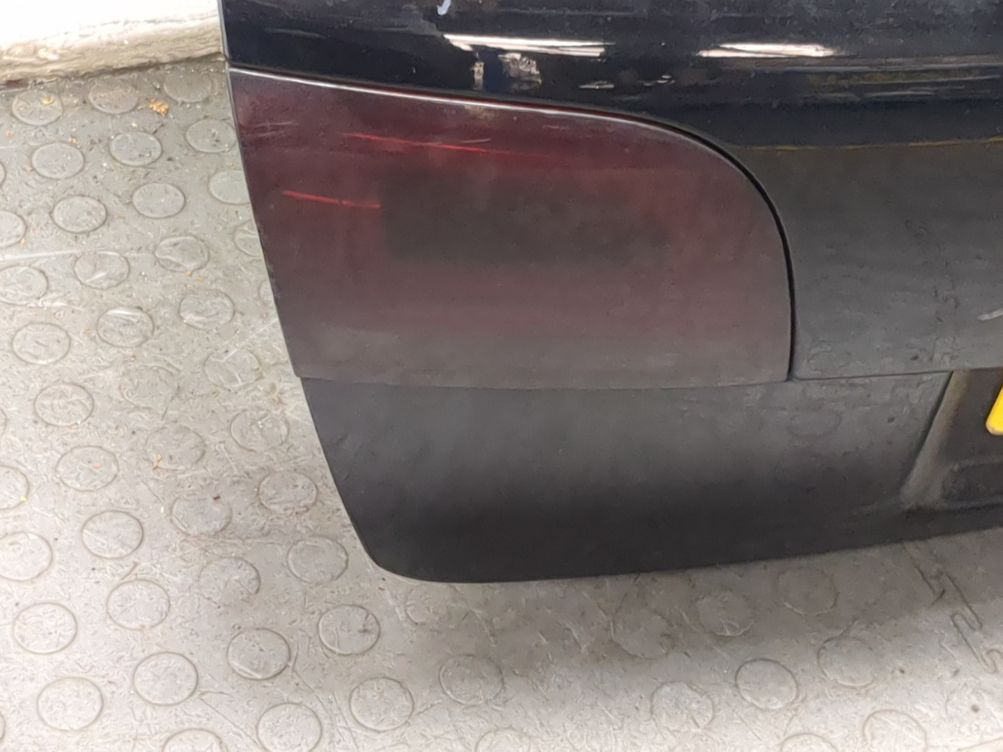 Дверь багажника