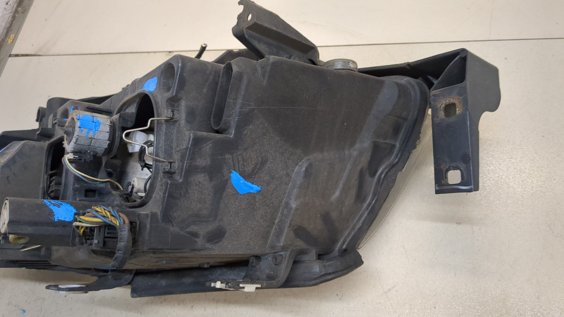 Фара правая