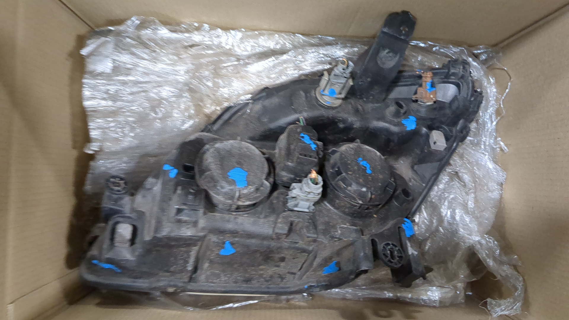 Фара правая