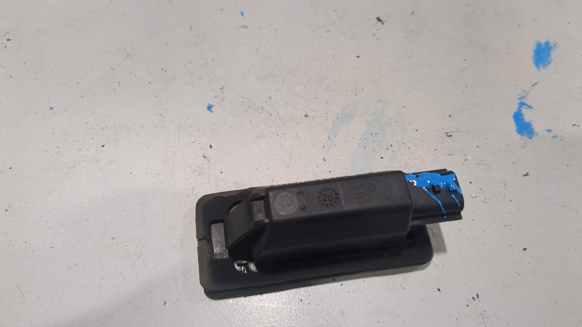 Фонарь подсветки номера