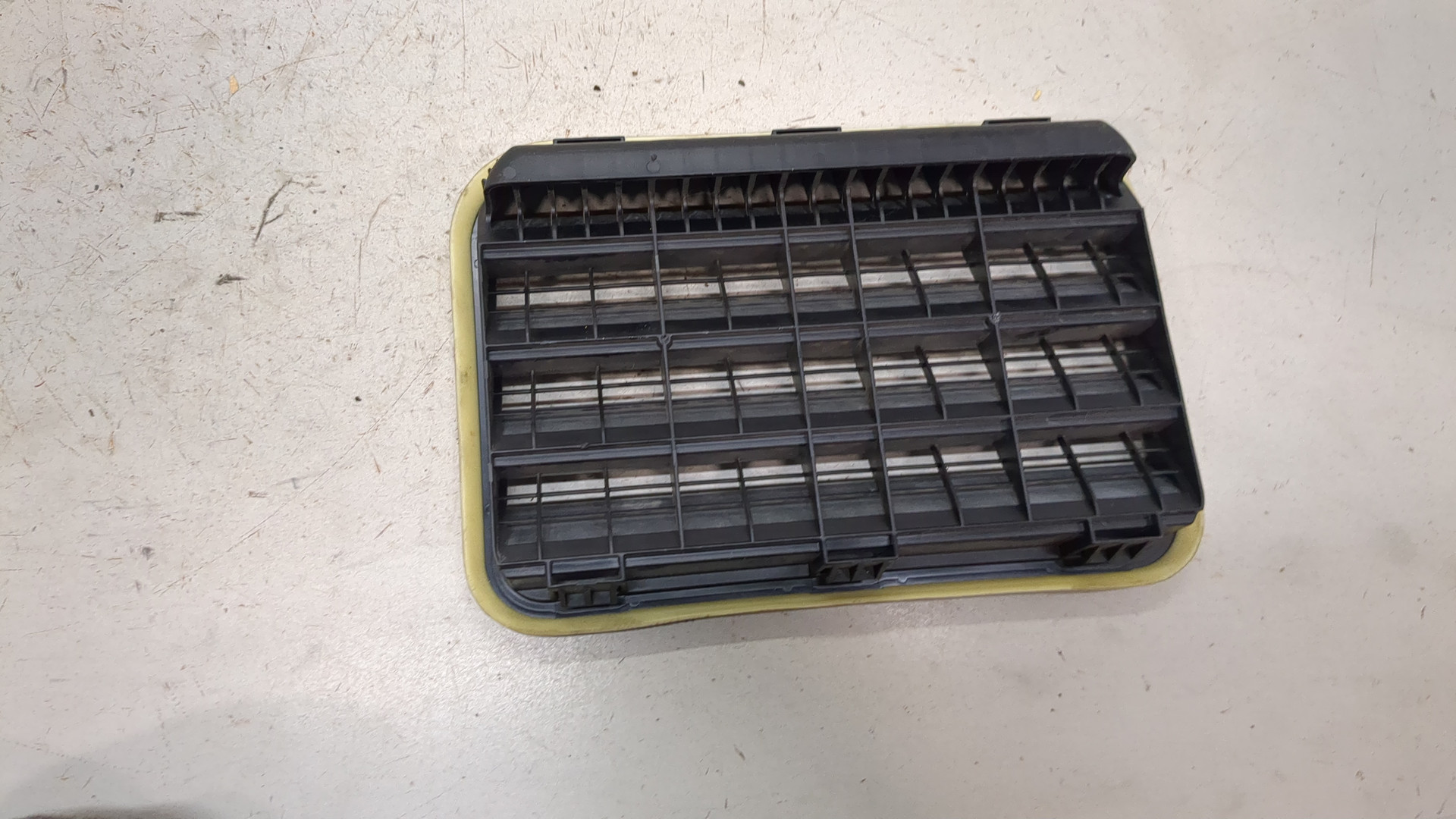 Накладка (кузов наружные)