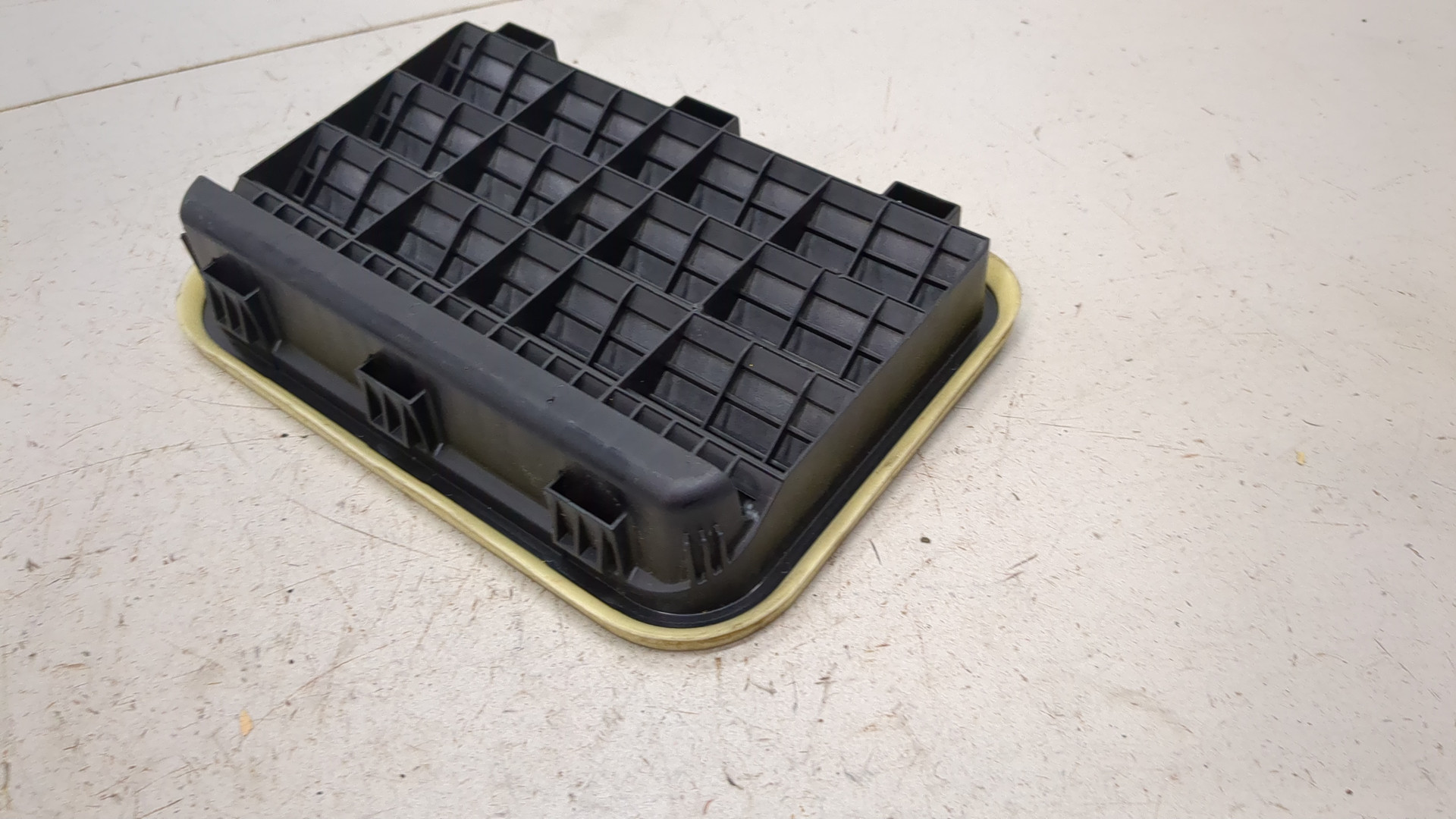 Накладка (кузов наружные)