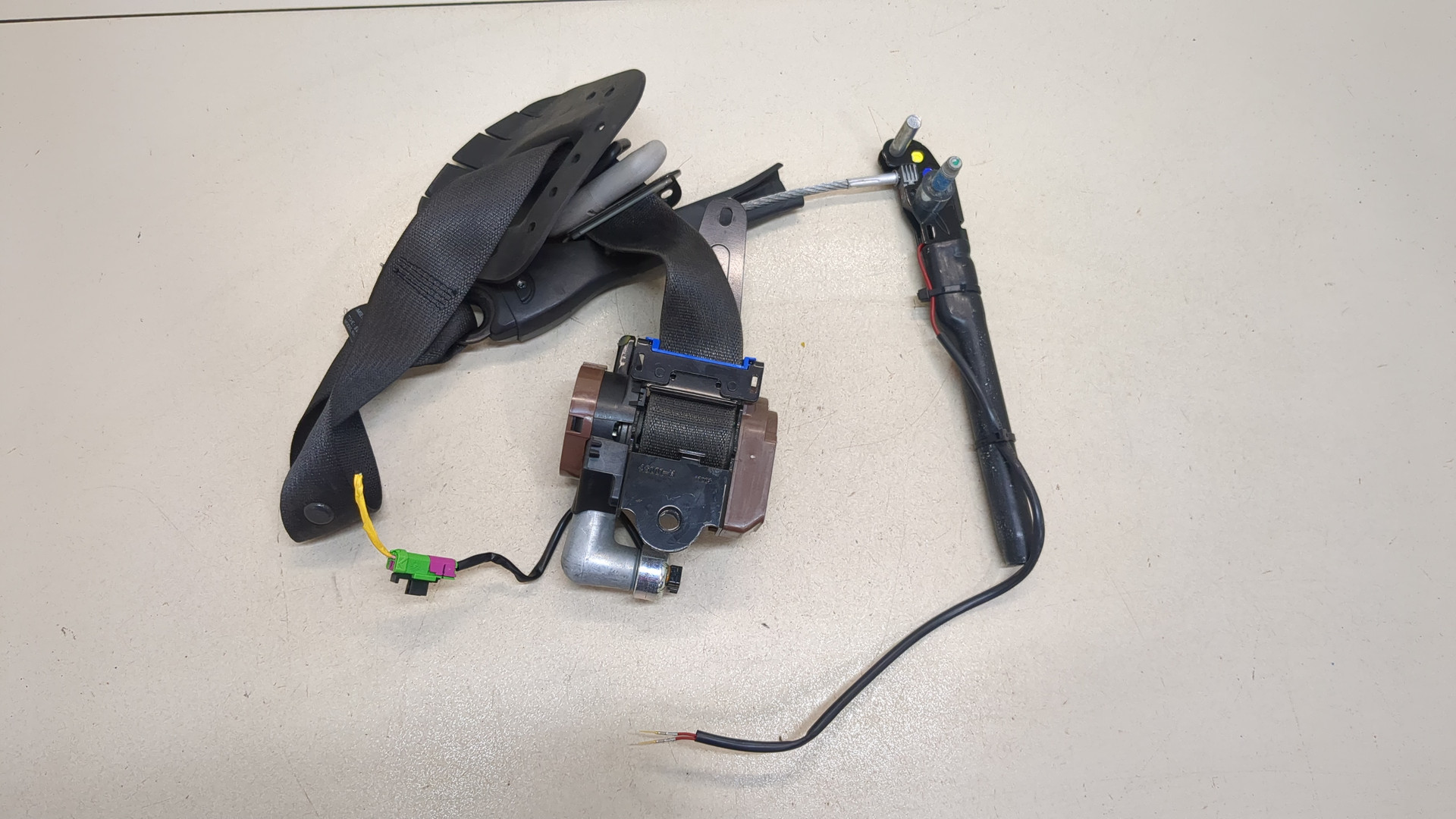 Ремень безопасности