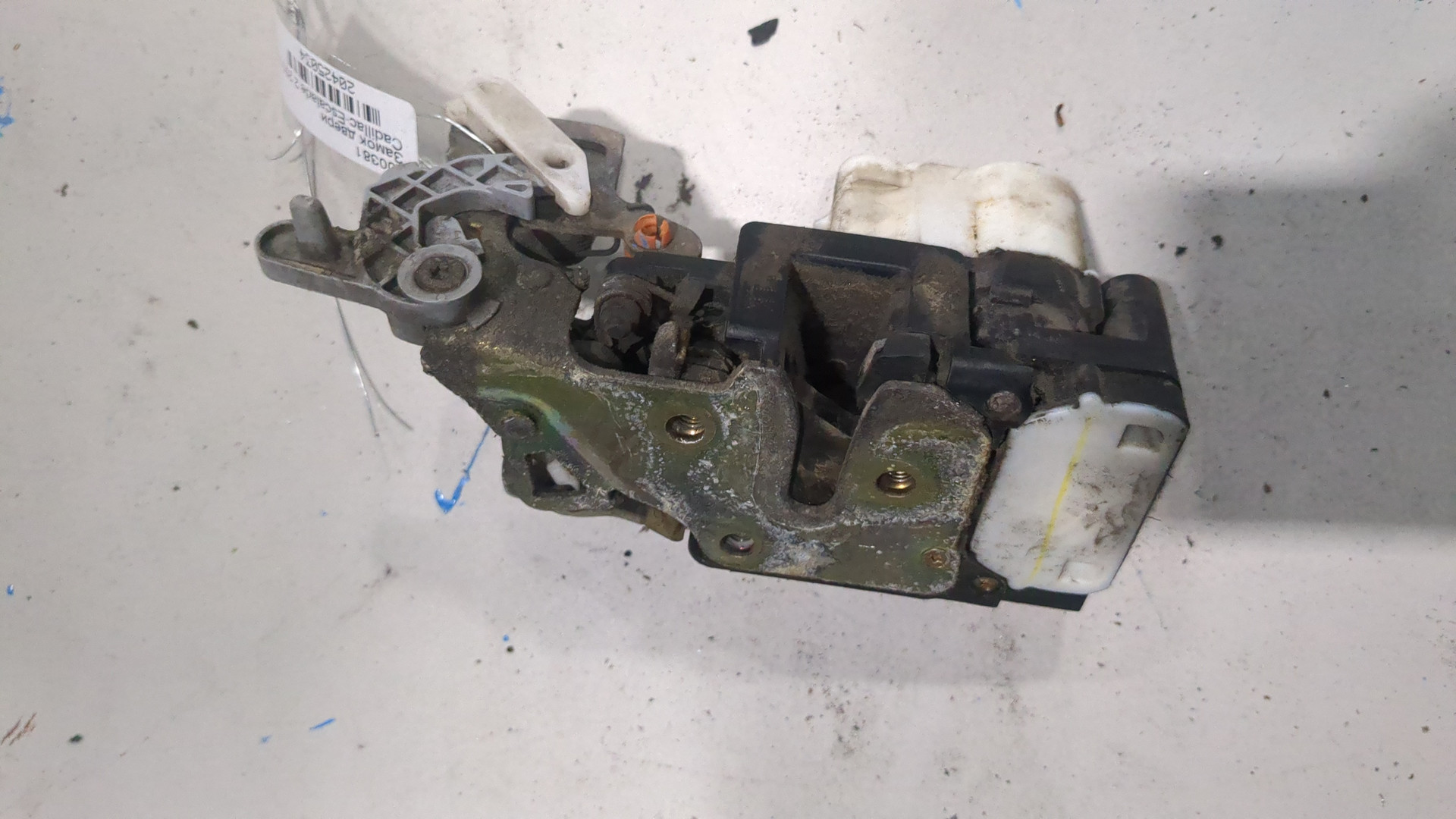 Замок двери задней правой