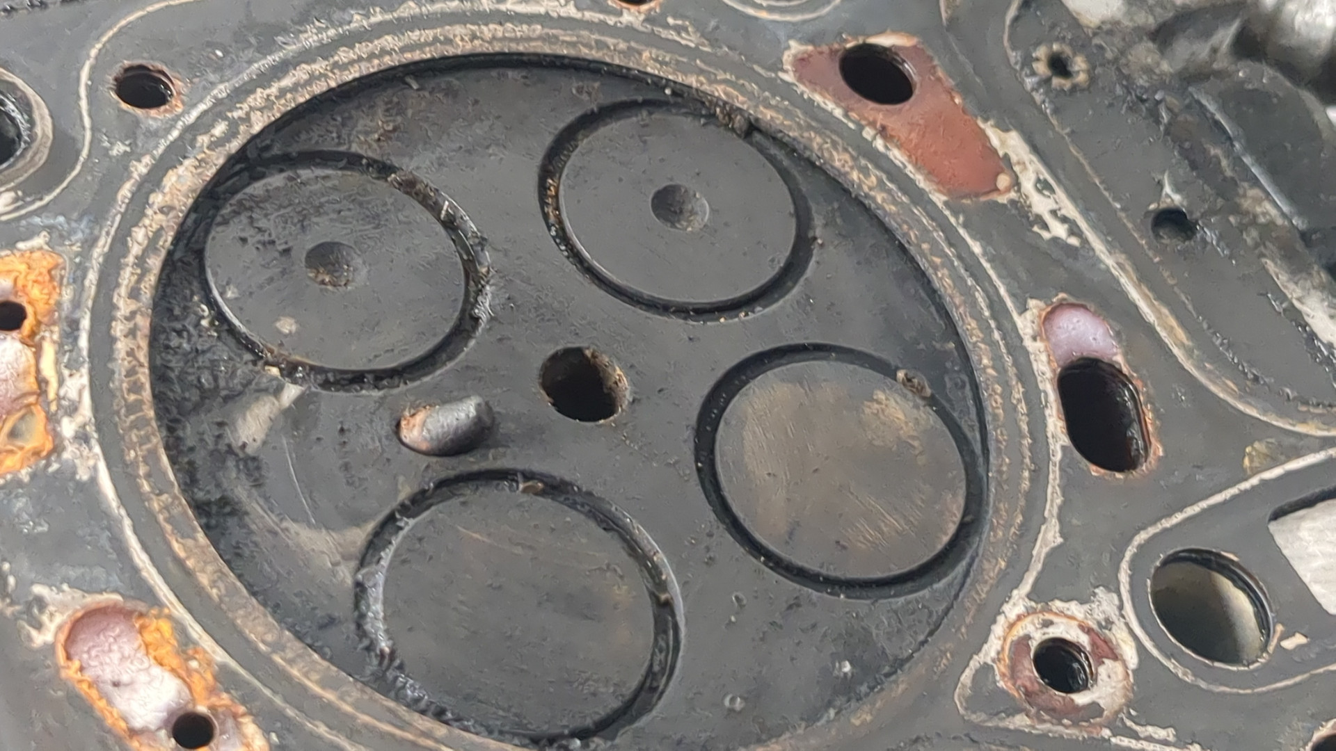 Головка блока цилиндров