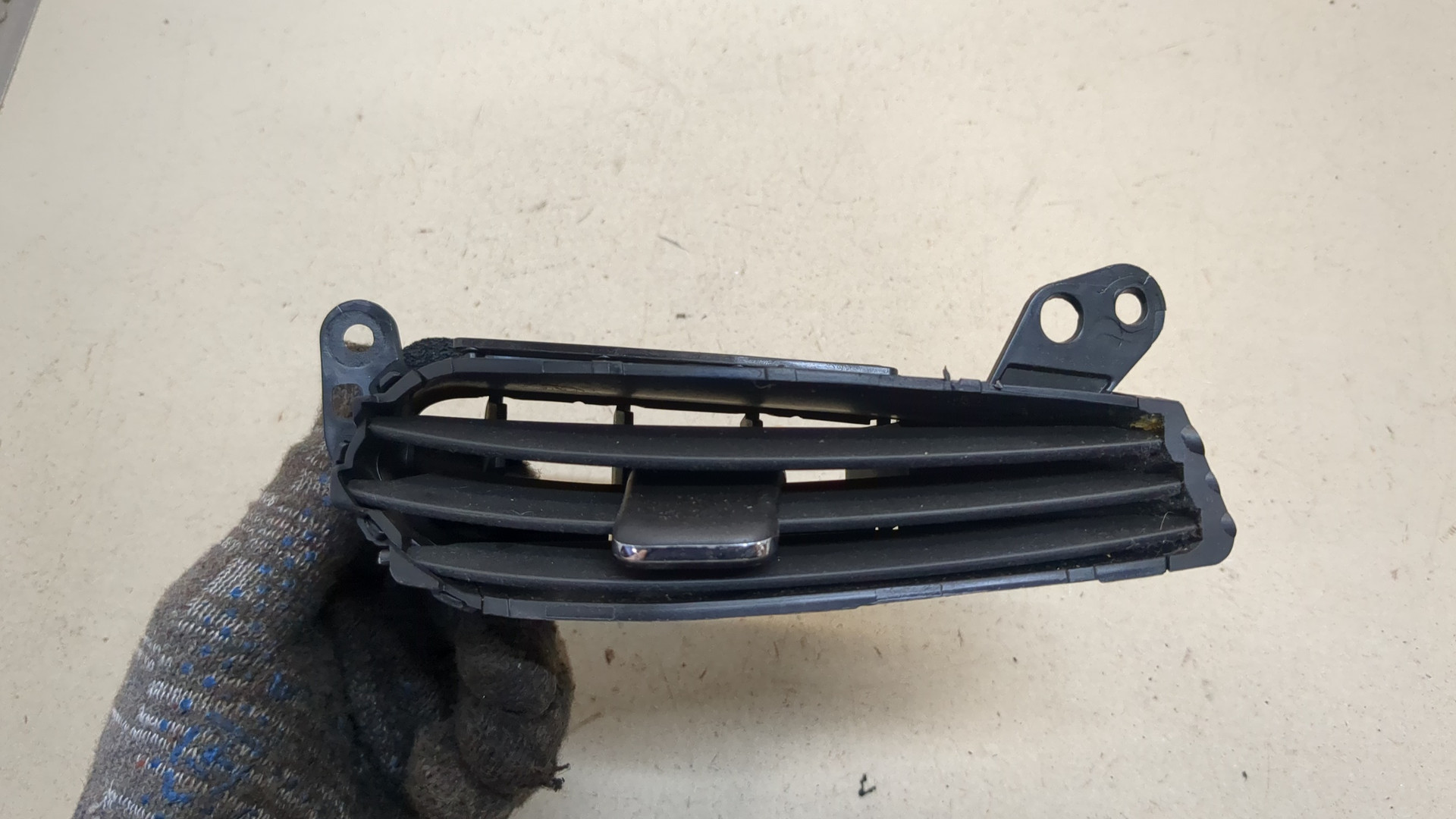 Дефлектор воздушный