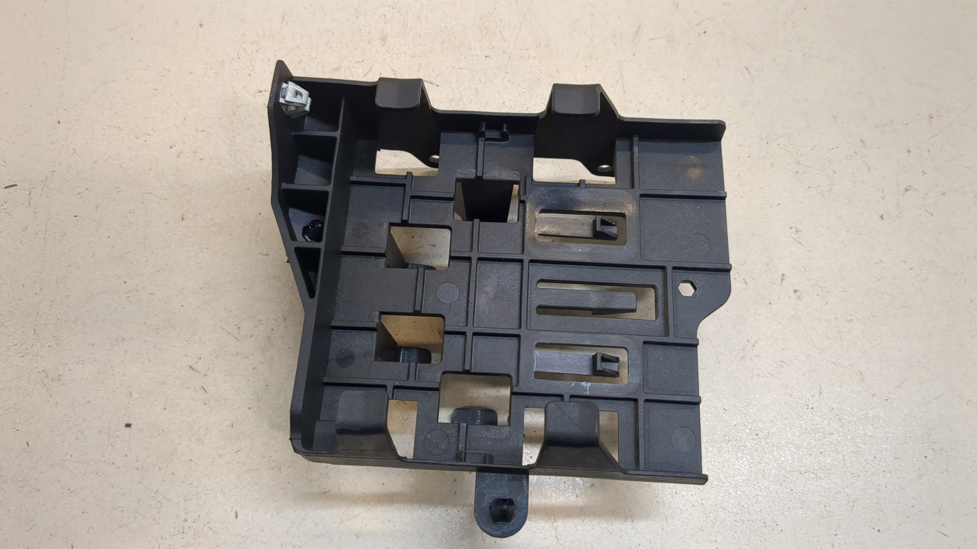 Кронштейн электронного блока управления / контроля