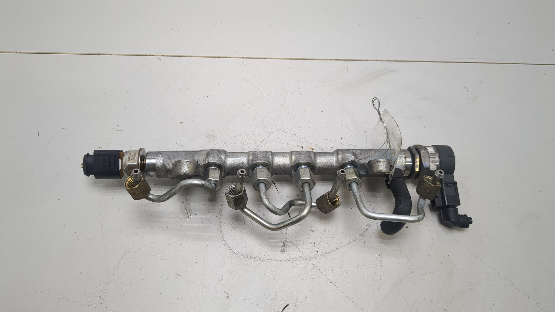 Рейка топливная (рампа)