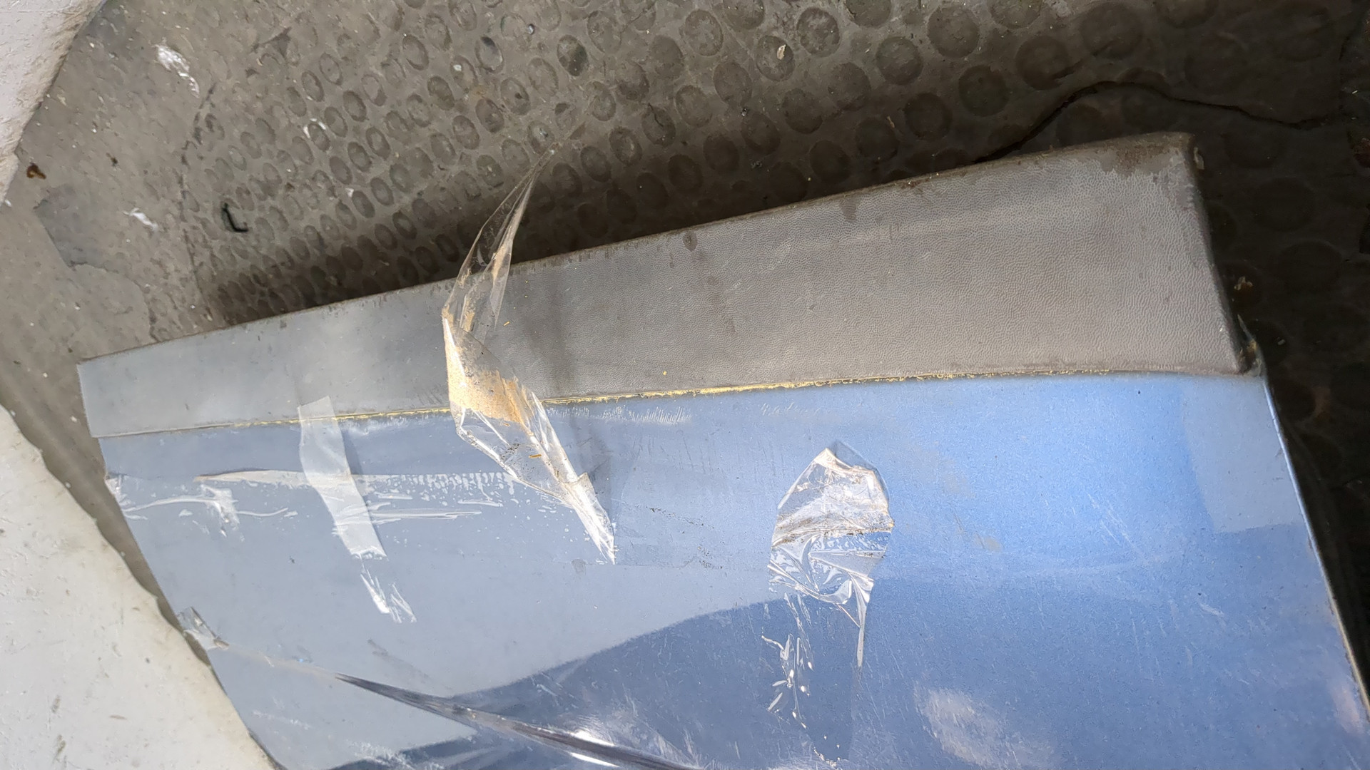 Дверь передняя левая