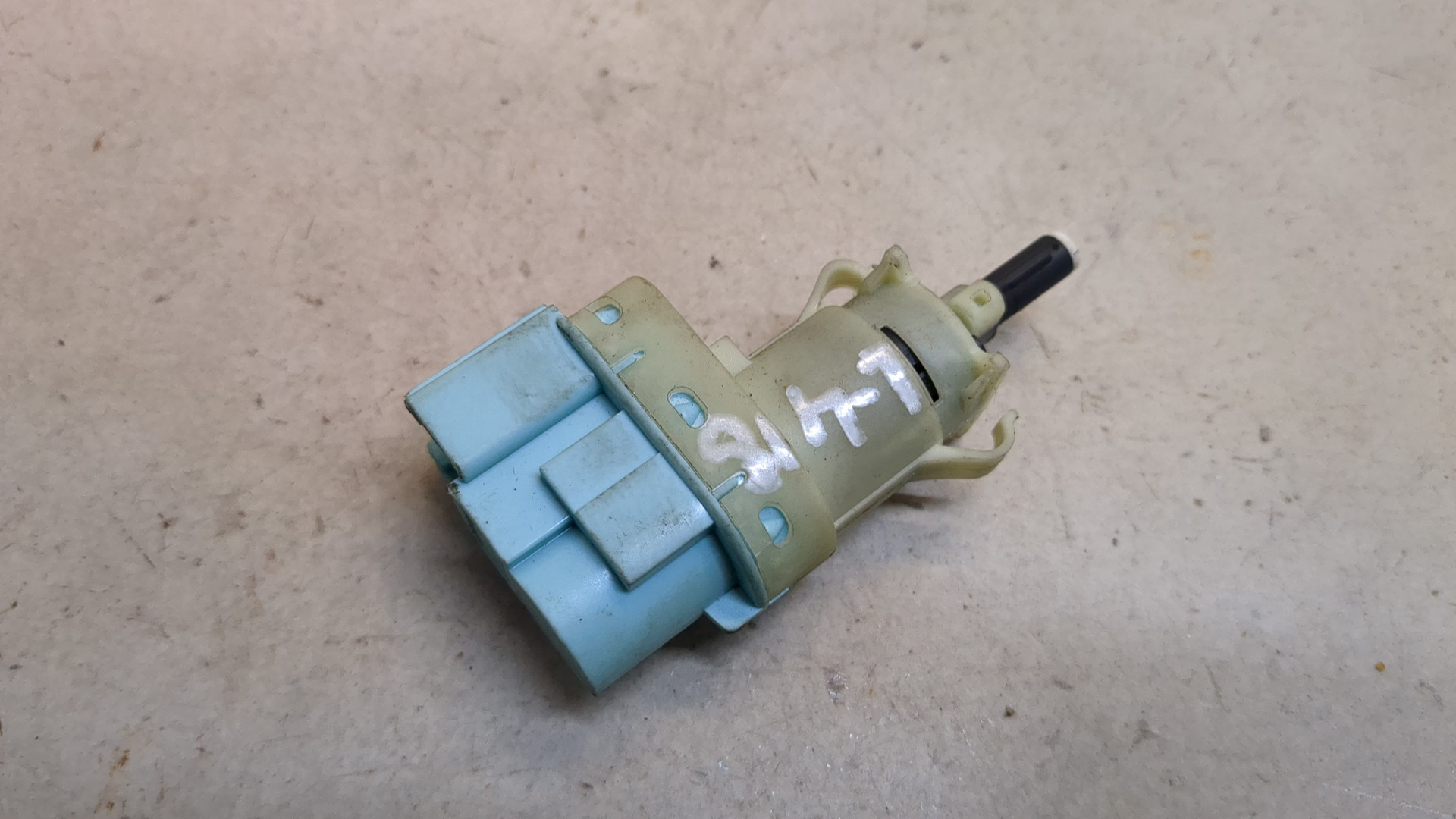 Датчик включения заднего хода