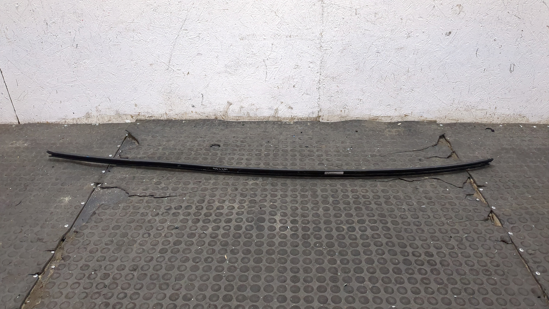 Молдинг крыши правый