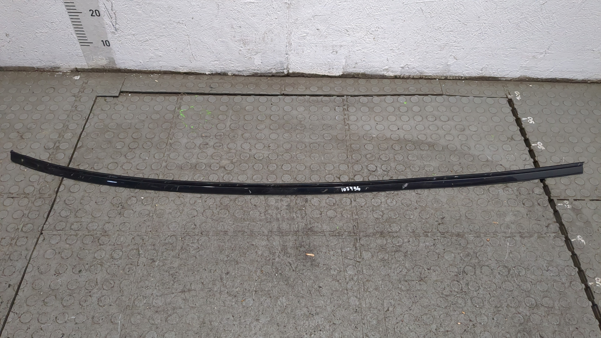 Молдинг крыши правый