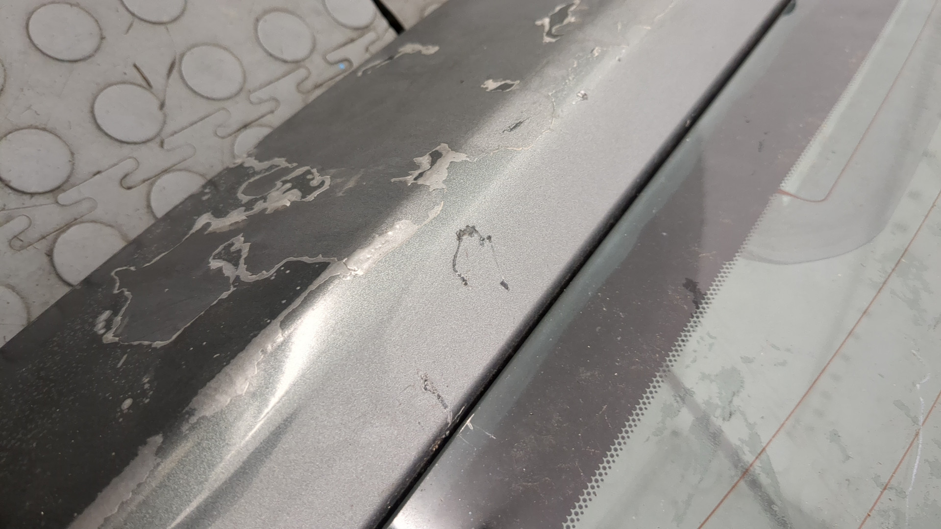 Дверь багажника