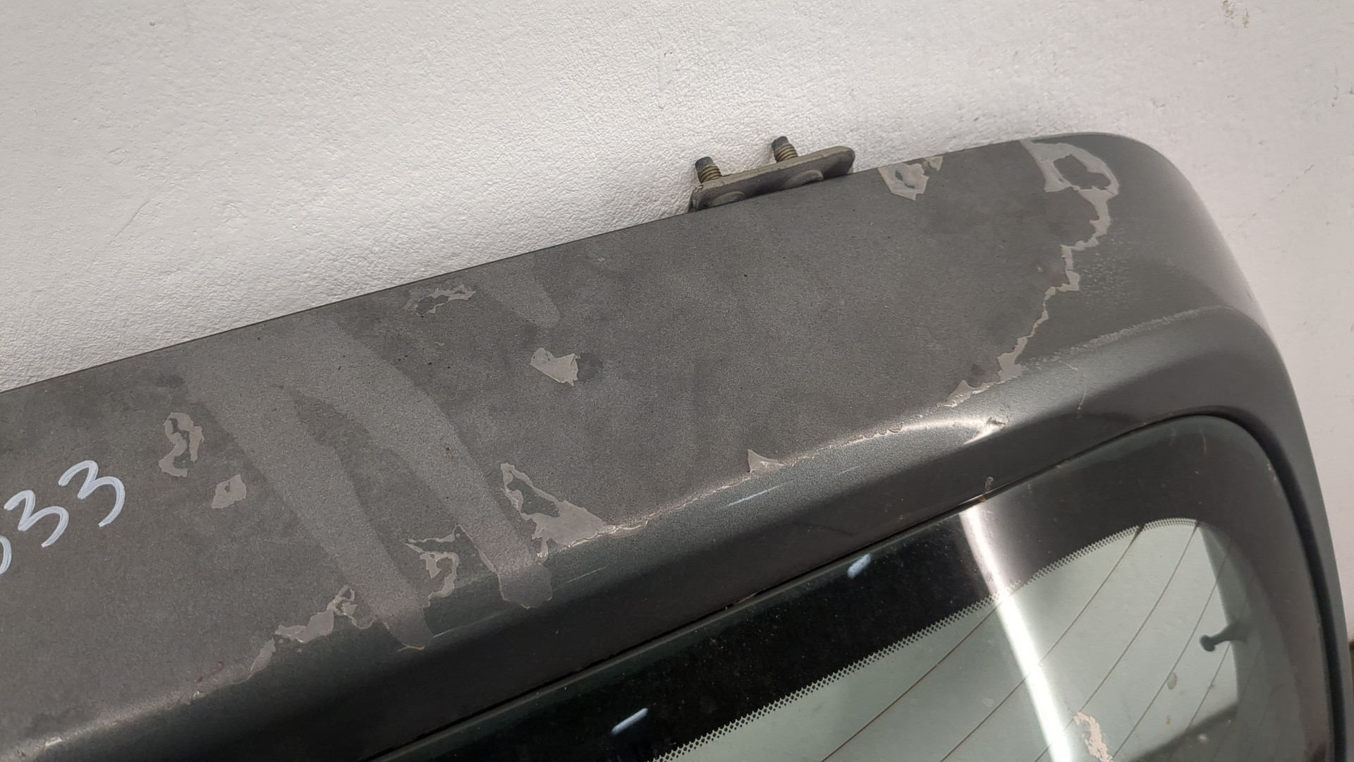 Дверь багажника